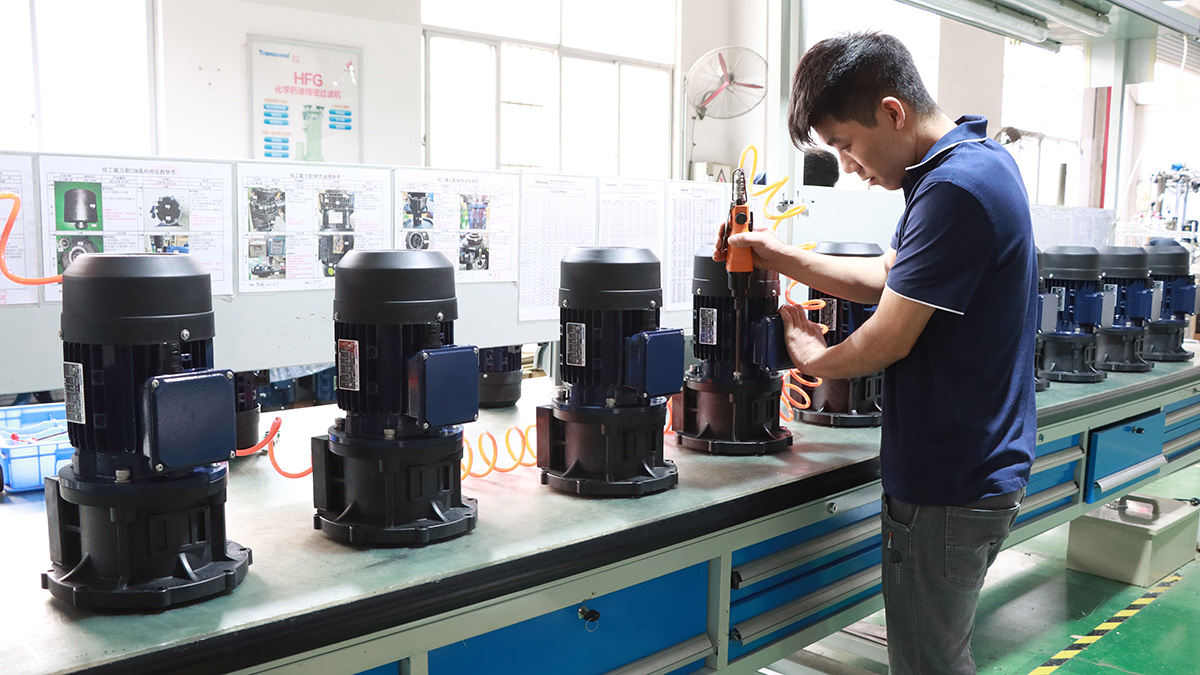 如何選擇可靠的耐腐蝕磁力泵廠家？一文帶你看懂關鍵因素